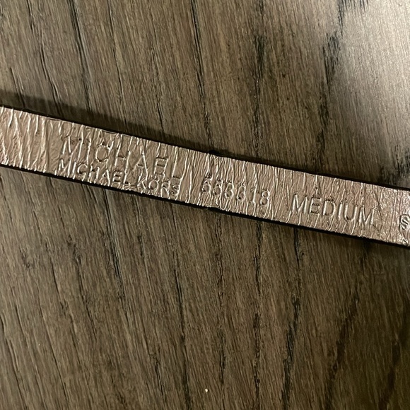 Michael Kors belt- 40inches - Picture 3 of 3